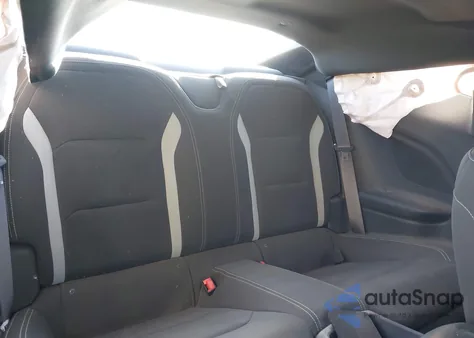 2016 Chevrolet Camaro 1Lt z USA, uszkodzony, nr VIN 1G1FB1RX7G0169204